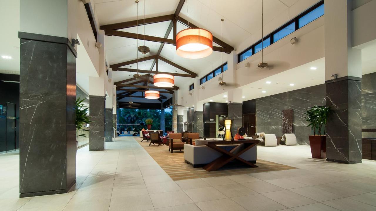 Luxury Apartments At Temple Resort And Spa Порт Дуглас Экстерьер фото